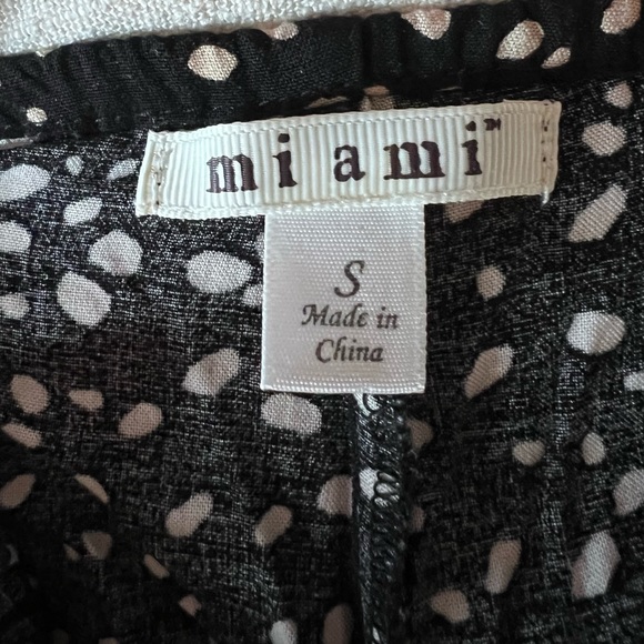 Open Tie Back Jumpsuit - Picture 4 of 4